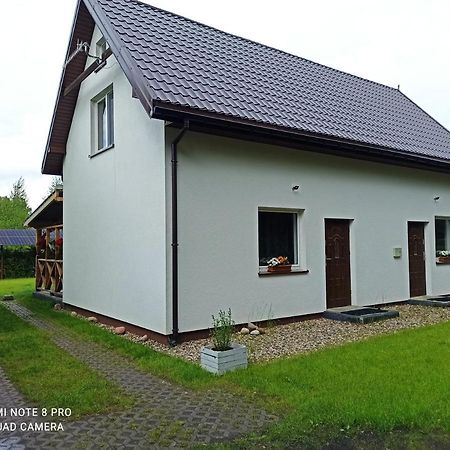 Apartameny Wiktoria I Nikola W Karwiku Pisz Exterior foto