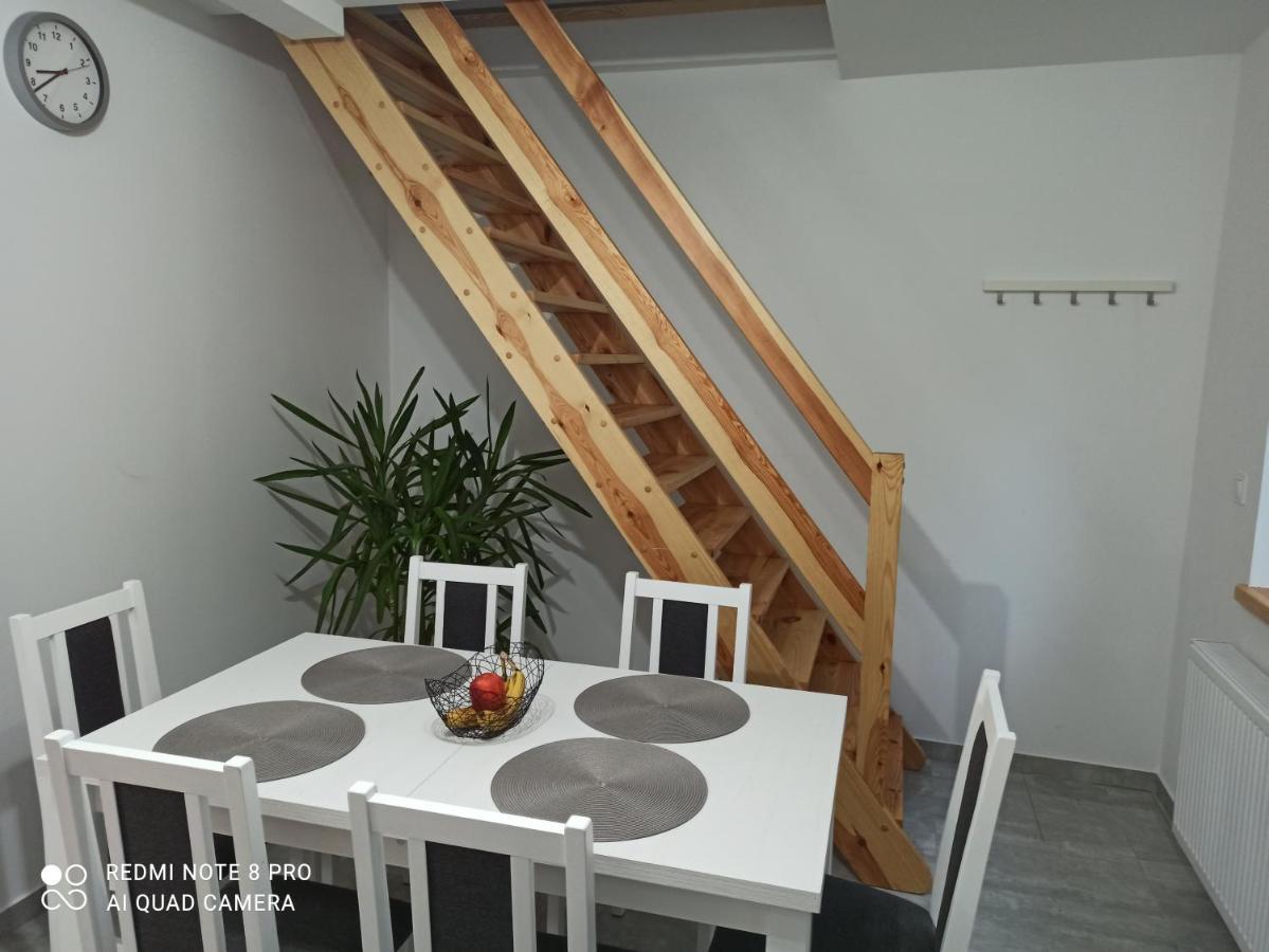 Apartameny Wiktoria I Nikola W Karwiku Pisz Exterior foto