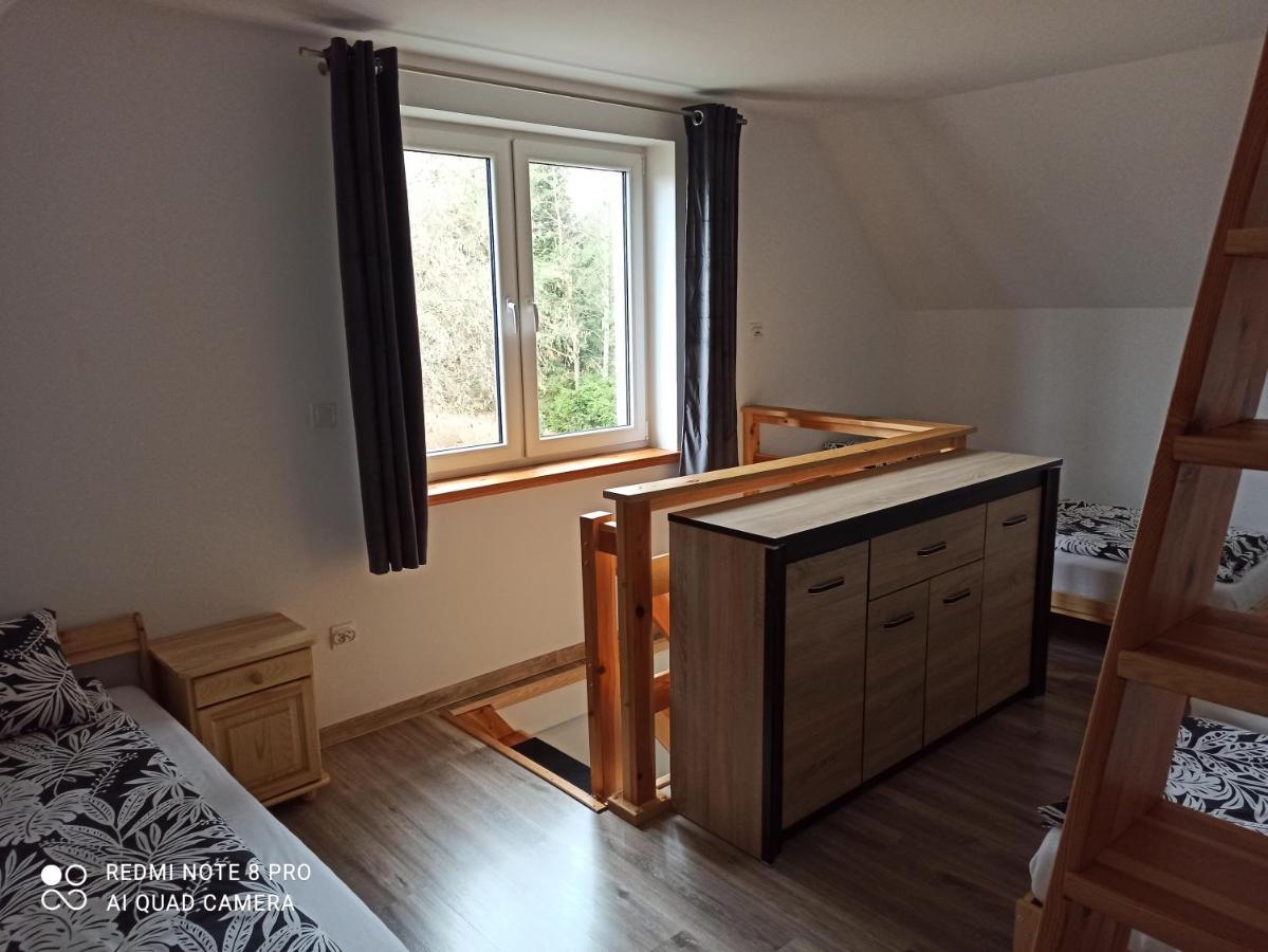 Apartameny Wiktoria I Nikola W Karwiku Pisz Exterior foto